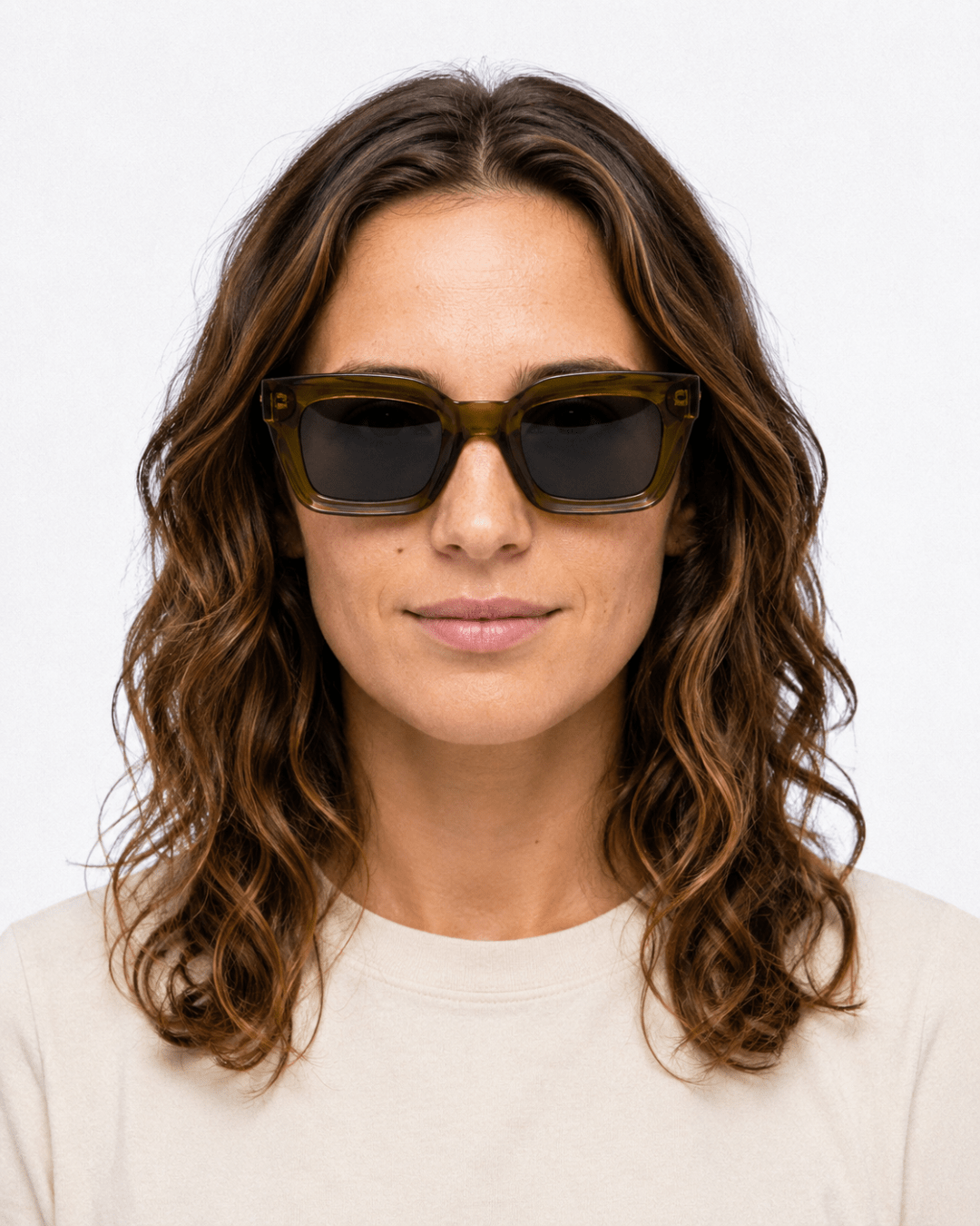 LOS ANGELES - Strana Eyewear