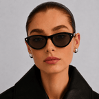 NEW YORK - Strana Eyewear