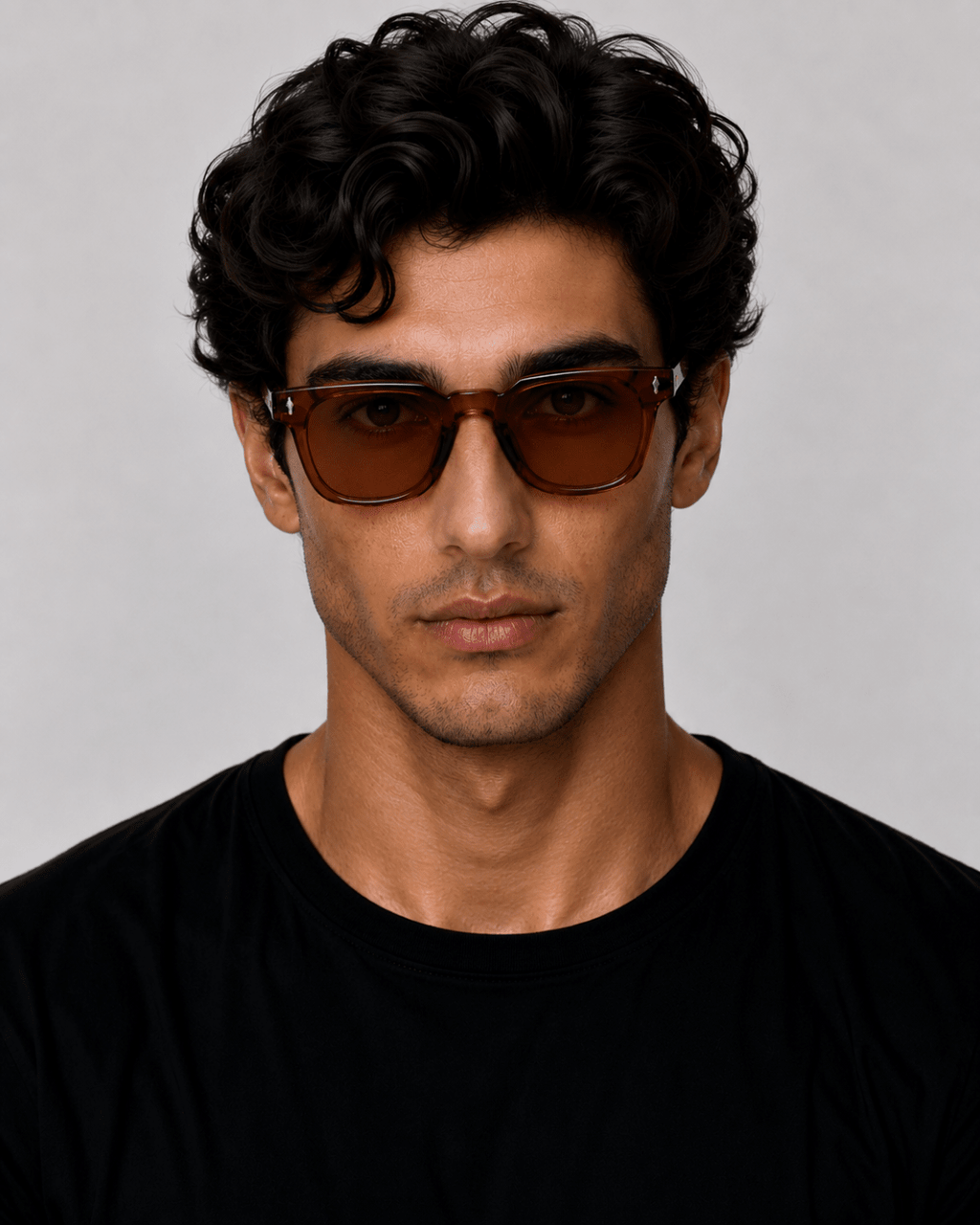 TORONTO - Strana Eyewear